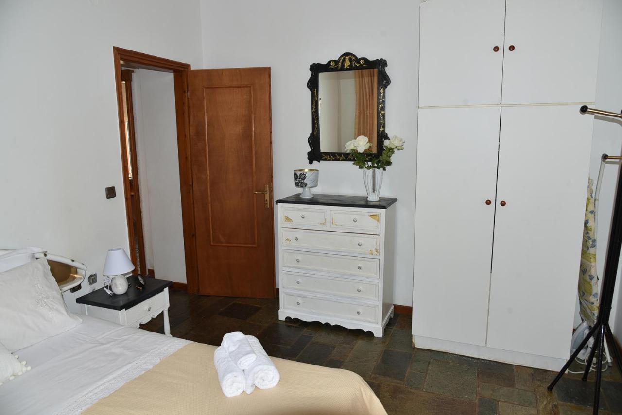 Irene'S Beach Front House Vromopousi Bagian luar foto
